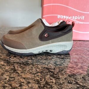 Easy Spirit Jollie Olive and Black Slip-On Shoes NWT 7.5